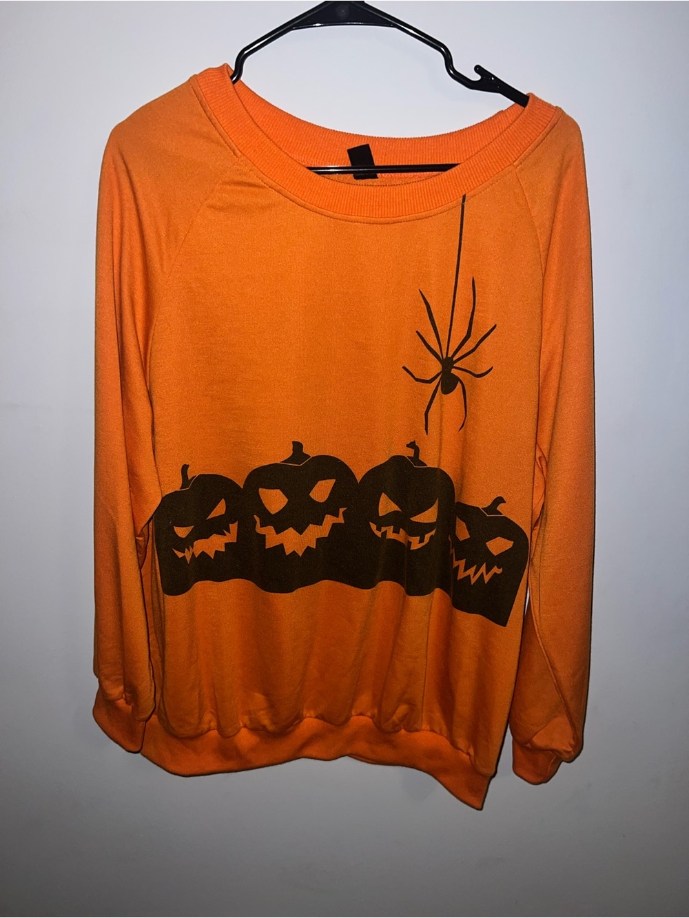 SHEIN Orange Halloween Pumpkin & Spider Graphic Sweatshirt